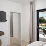 Moel By Rent Istria *