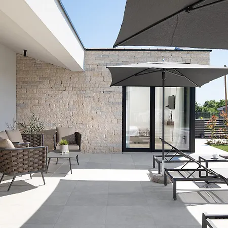 Moel By Rent Istria *