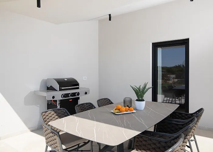 빌라 Moel By Rent Istria